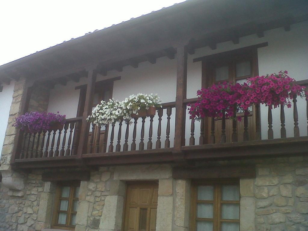 منزل الضيف El Cabanon De Pimiango المظهر الخارجي الصورة